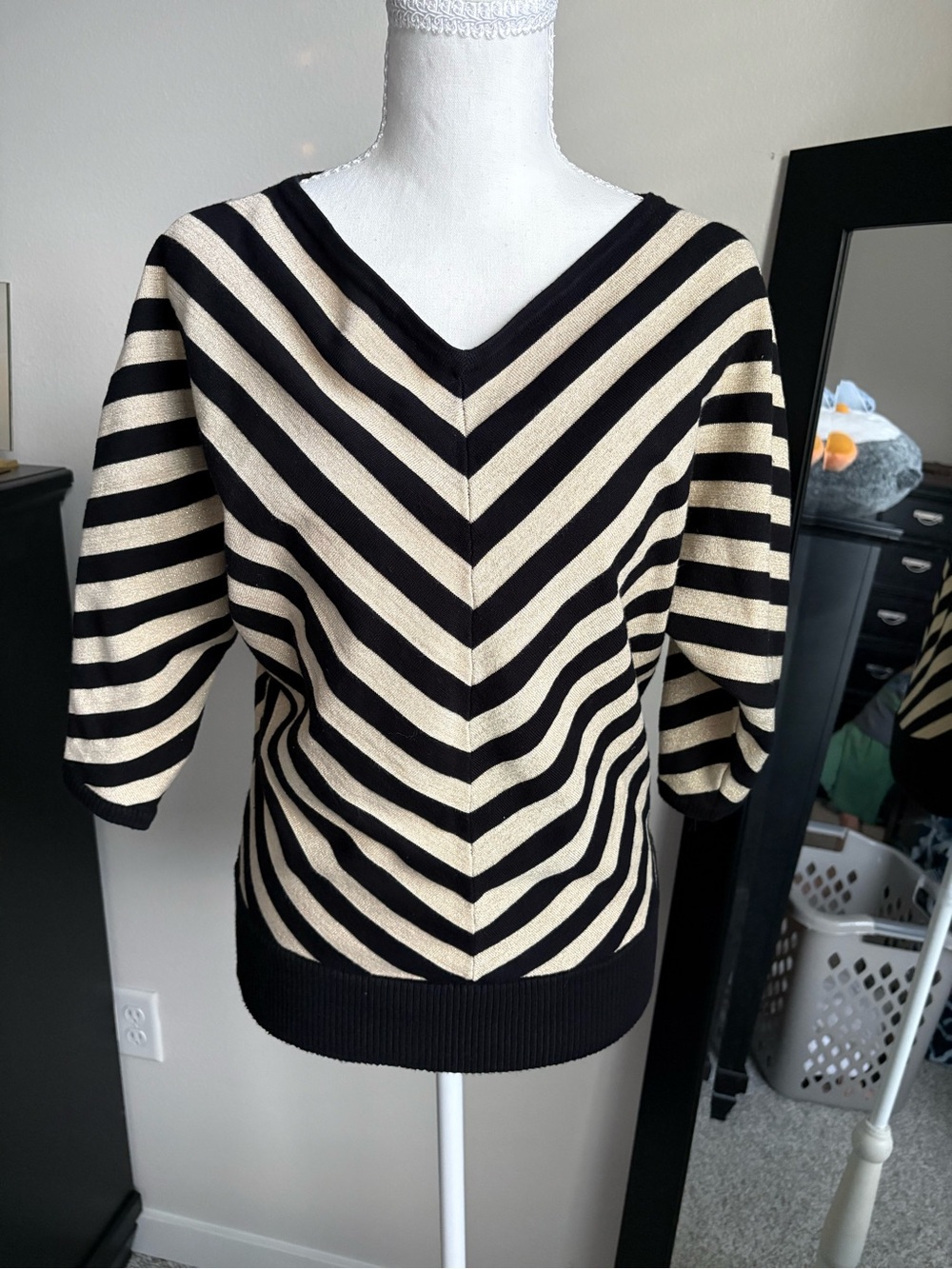 Grace Striped V-Neck Sweater - Black & Gold